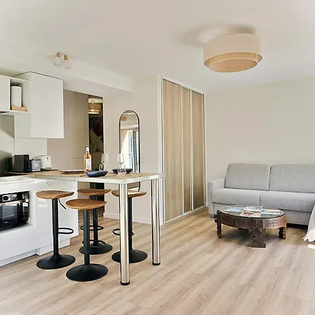 Renovated 2-room Near Sea & Shops Апартаменты Теуль-сюр-Мер